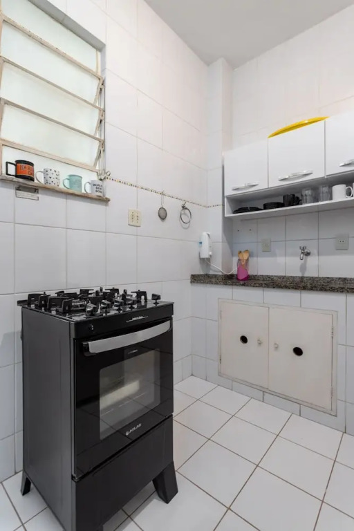 7 Minutes From Ipanema Beach Bt302b