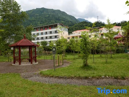 Lushan Tianyi Manor