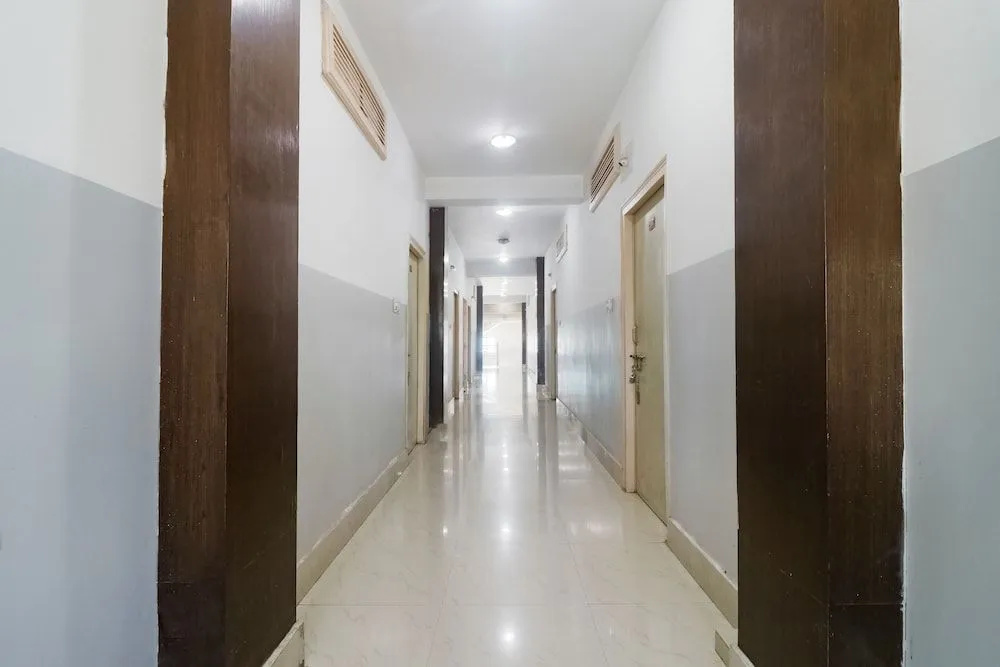 SPOT ON 60195 Hotel Rajvansh
