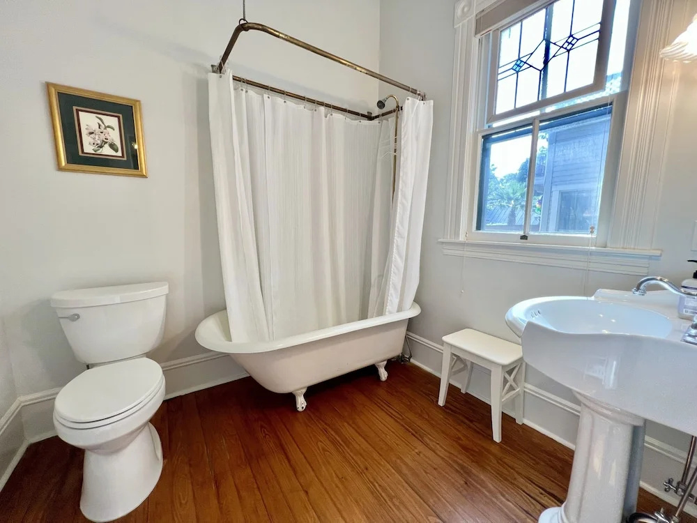 Brackenridge House Bed & Breakfast