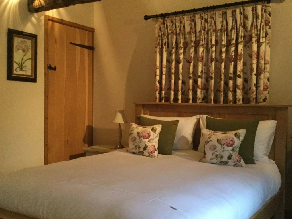 Manor Farm-MK