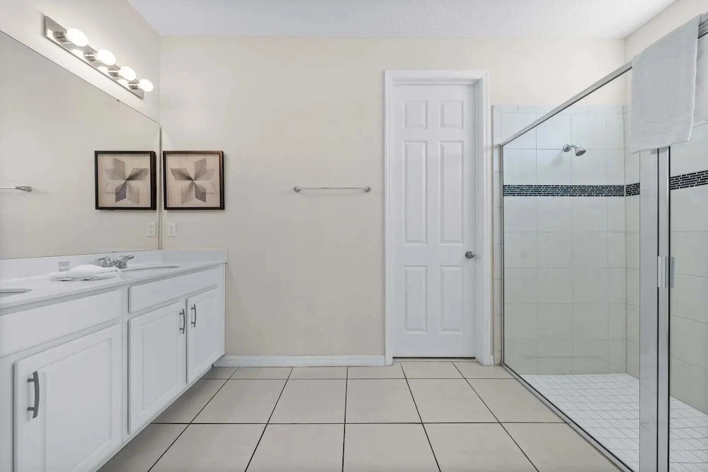 Ideal for Groups - 9br, 6BA Private Pool