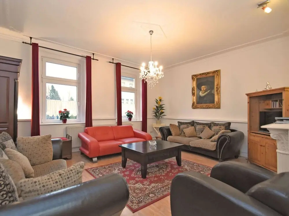 Exklusives Gruppenhaus mit home cinema