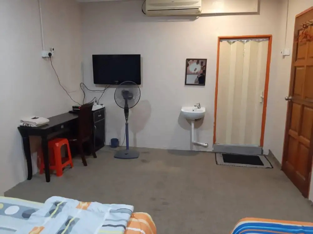 OYO 90395 D'yacob Guesthouse