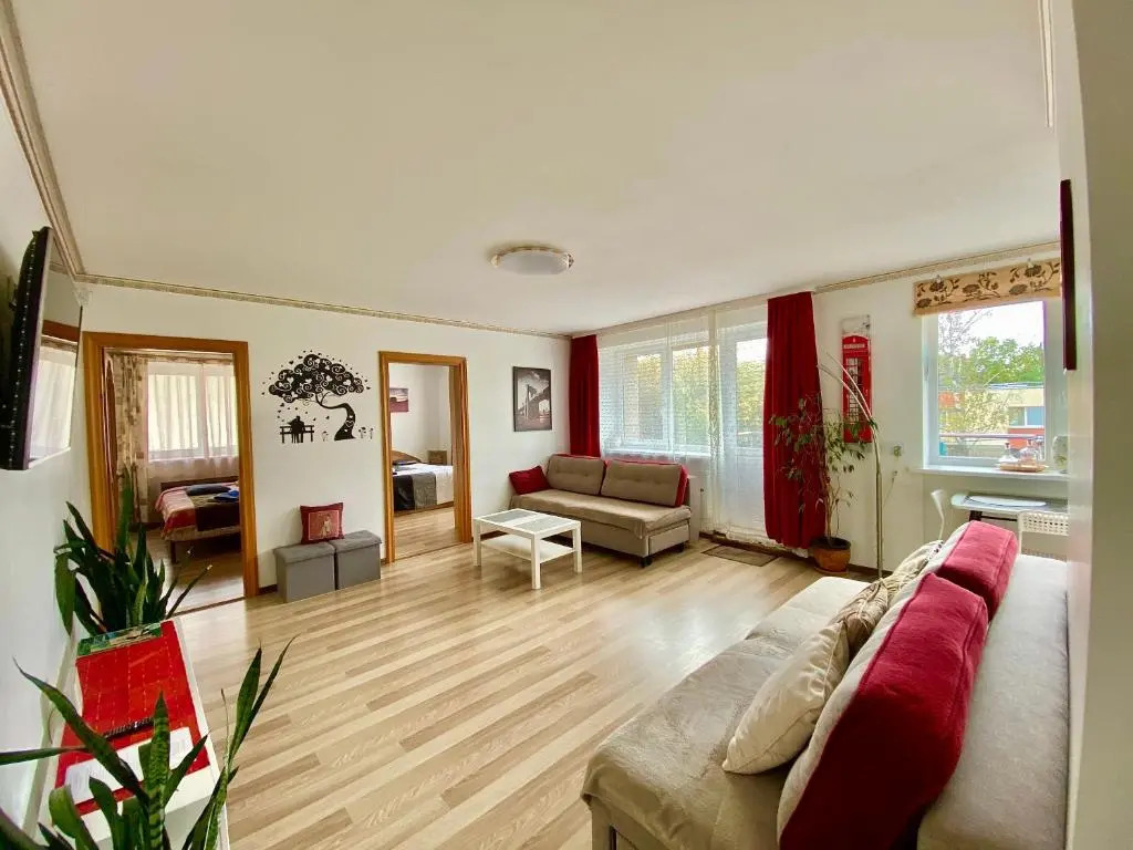 NeriesApartment No.2 Bedrooms Modern Suite In Centrum