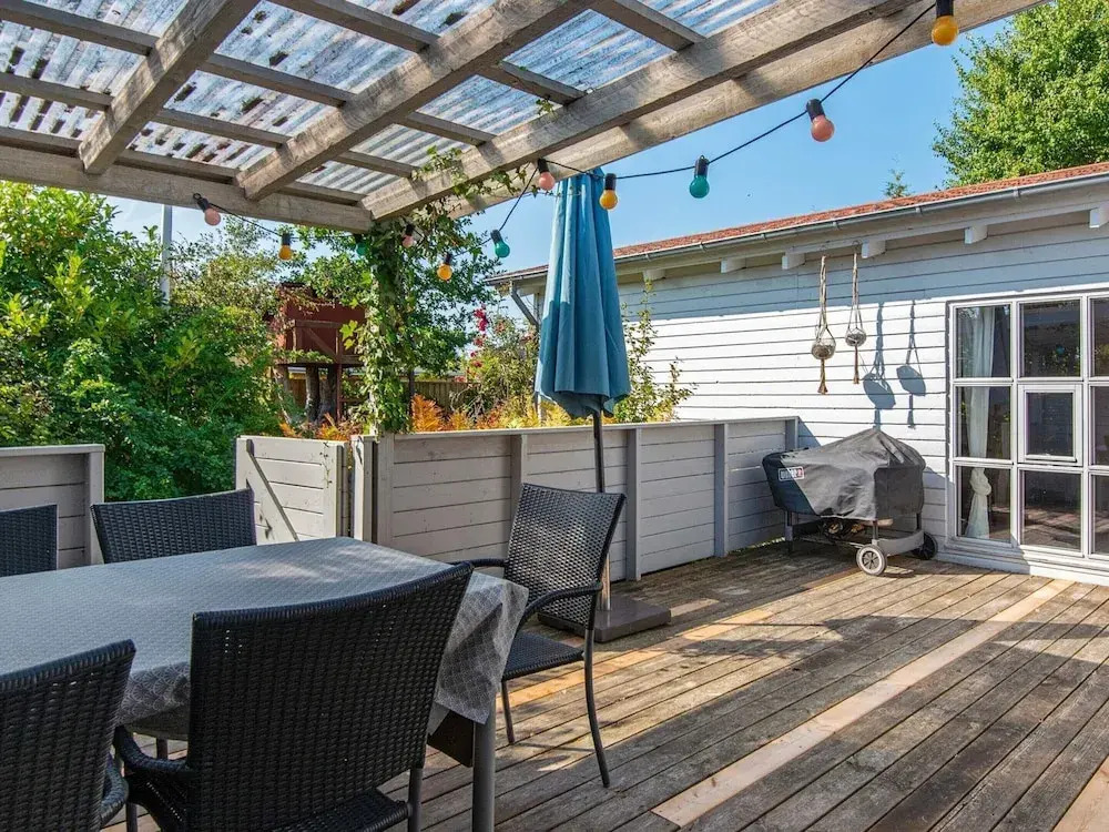 6 Person Holiday Home in Grenaa