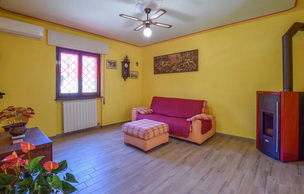 Nice Home In Camaiore With Kitchen