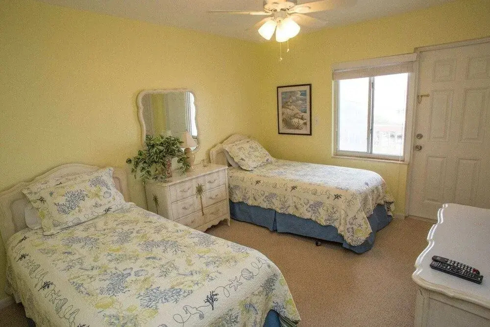 Win-San C-211 - 2 Br Condo