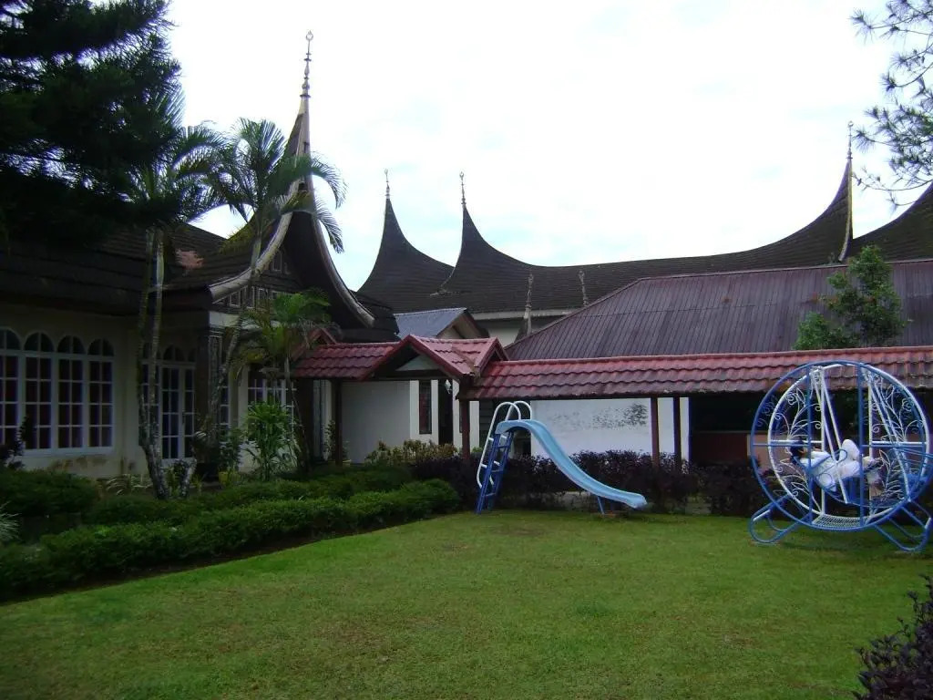 The Balcone Suites & Resort