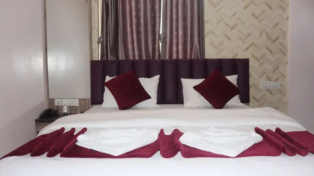 Hotel Bansal Residency