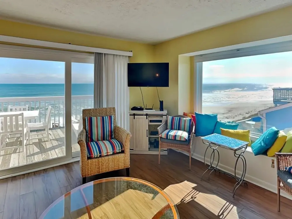 Ocean Dunes 306