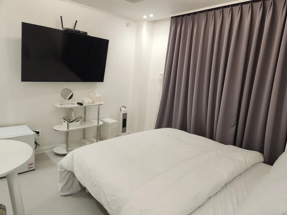 Danbam Hotel