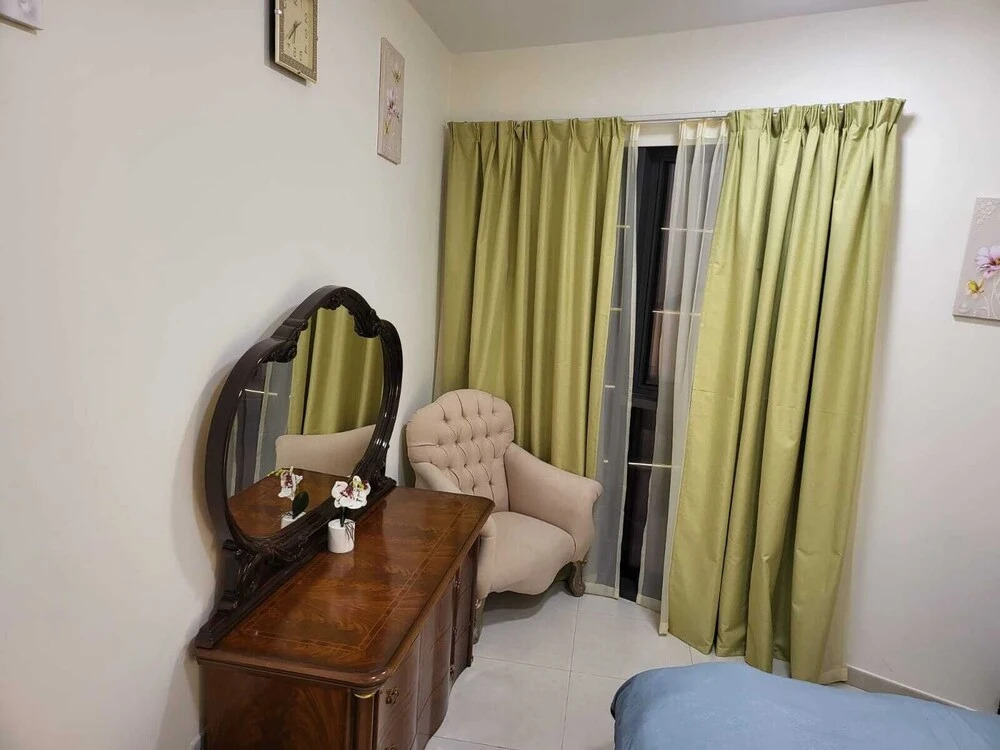 401 Luxury 2Bhk Apartment With Maid Room