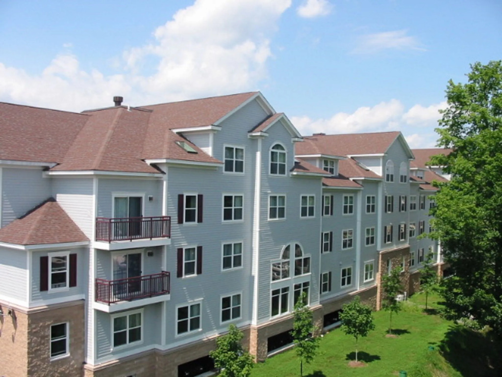 Holiday Inn Express Hotel & Suites White River Junction by IHG