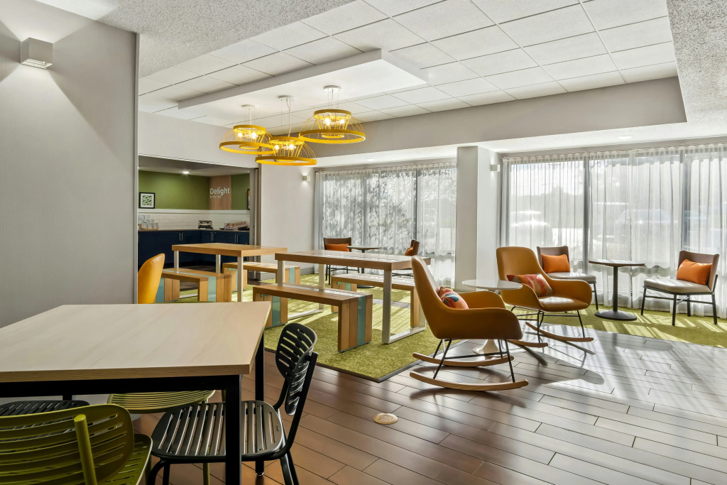 Spark By Hilton Stevensville
