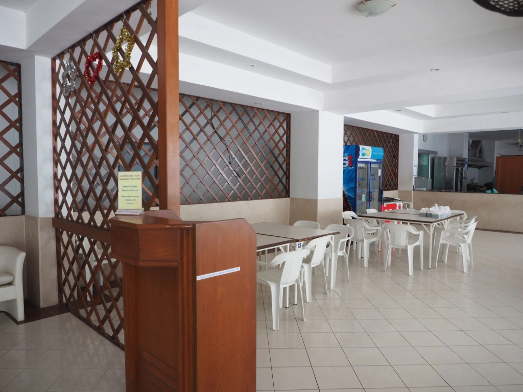 Nice Beach Hotel