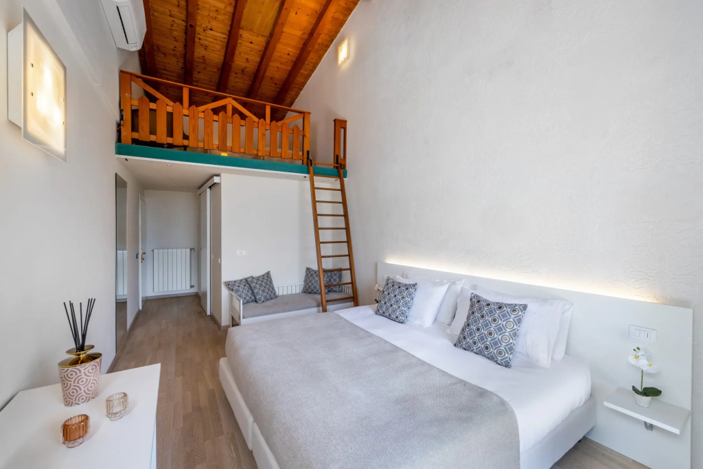 Hotel Meandro - Lake View