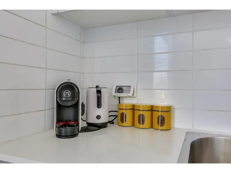 Luxury 2Bedroom brand new apt Carlton Hotel
