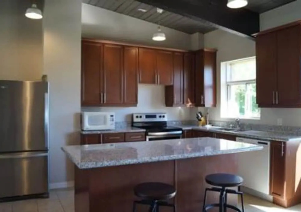 6 Bed Blue Mountain Chalet with Hot Tub 8