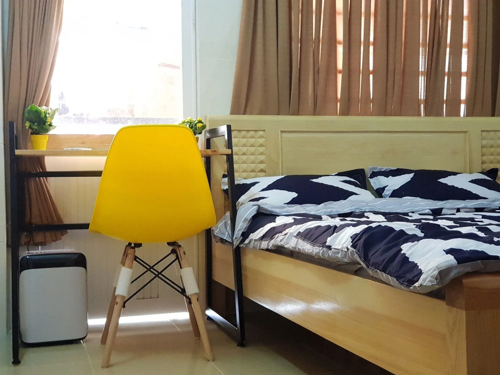 Travel Home - Hostel