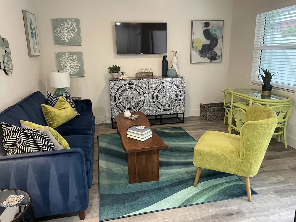 El Tropicale Vacation Rentals