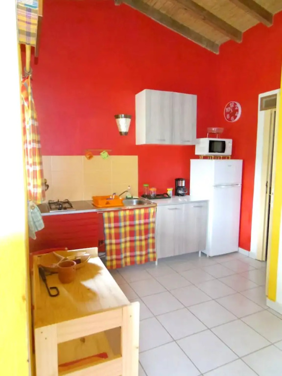 Bungalow With one Bedroom in Guadeloupe, With Pool Access, Enclosed Ga