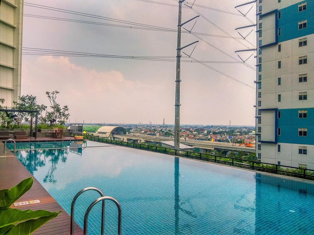 Best Choice and Comfy Studio Apartment LRT City Bekasi