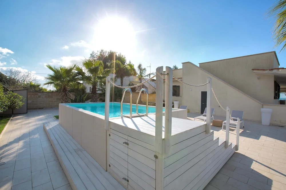 2660 Villa Montecarlo by Perle di Puglia