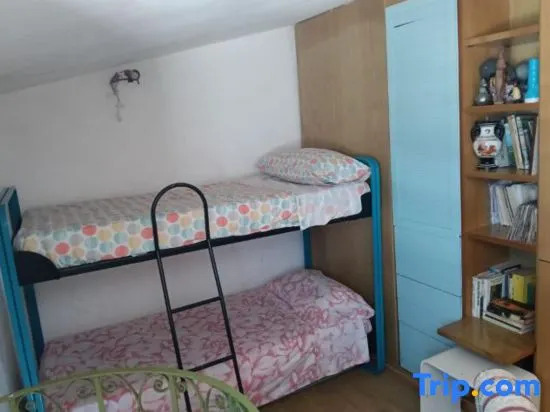 Carlo apartment in villa near the sea - wi-fi