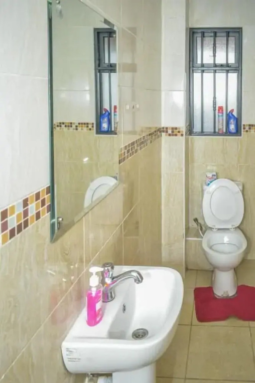 Lux Suites Lay Canon Apartments Ngara
