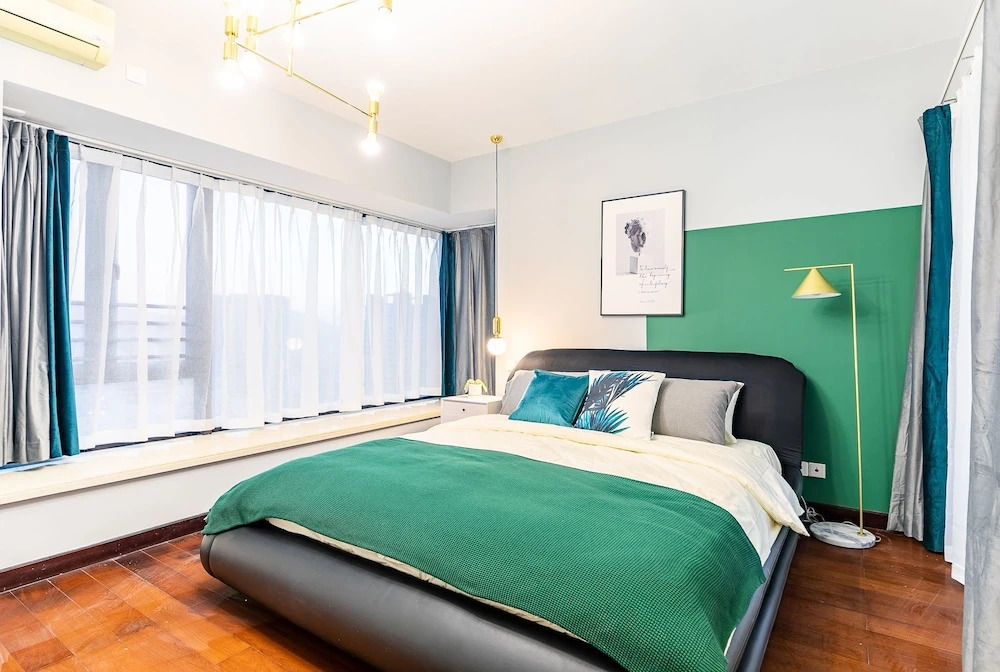 Locals Boutique Apartment Huafa Plaza 19