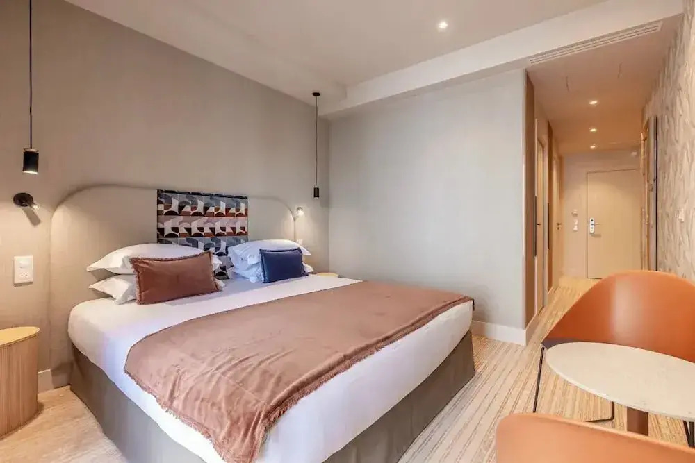 Suites FL By Sweett