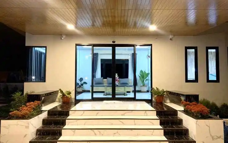 Add Ubon Hotel