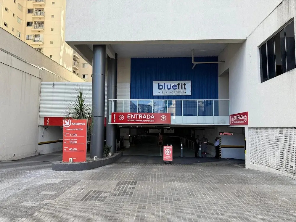 iFlat Brookfield Towers BT3004