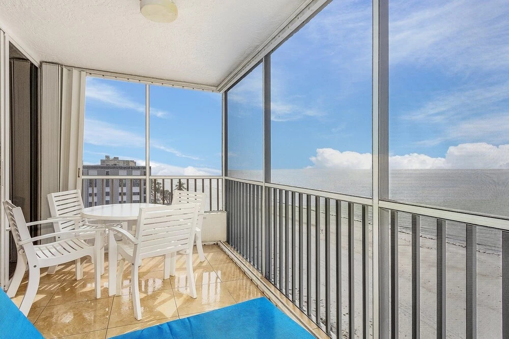 Beautiful Penthouse Condo - Corner Unit! 2 Bedroom Condo by RedAwning