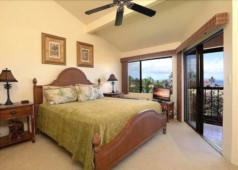Wailea Ekahi 27B - Two Bedroom Condo with Ocean View