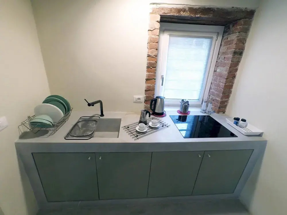 Sr-i754-giude36a1 - Ares Vintage Apartment