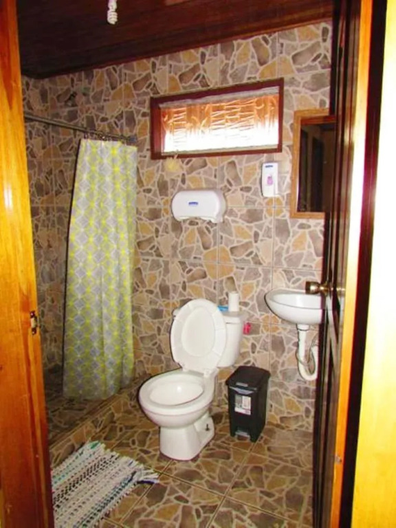 Que Tuanis Hostel Monteverde