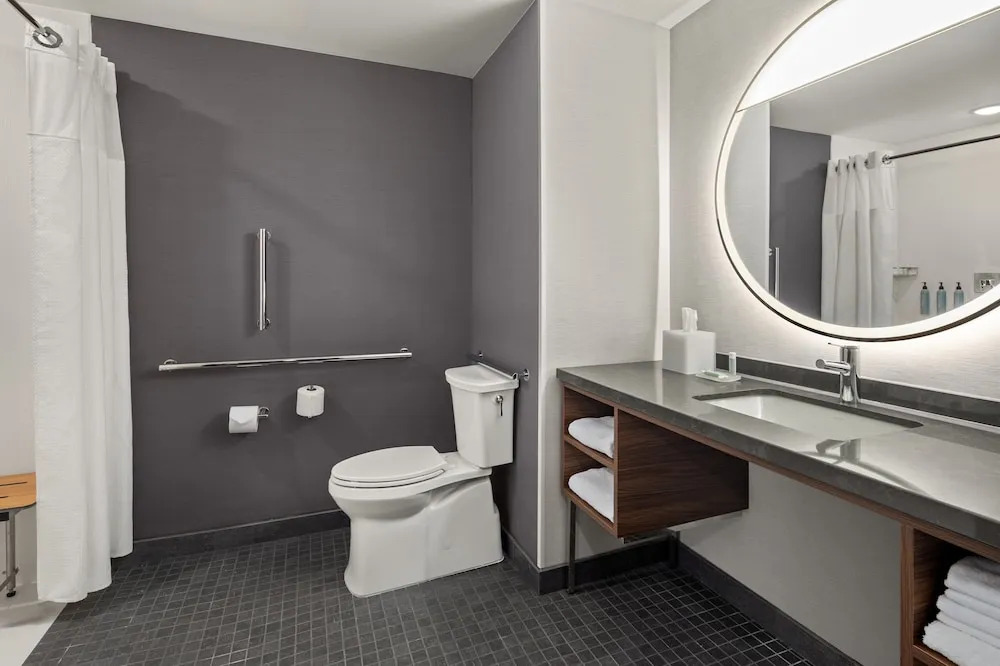 Courtyard by Marriott Bettendorf