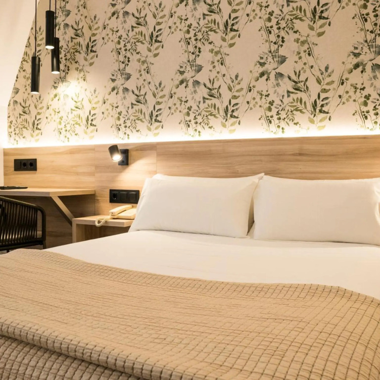 Hotel Piramide