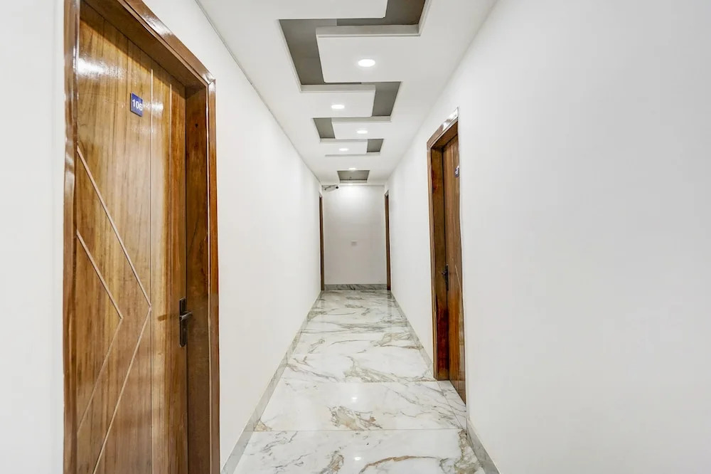 Fabhotel Nyt Residency