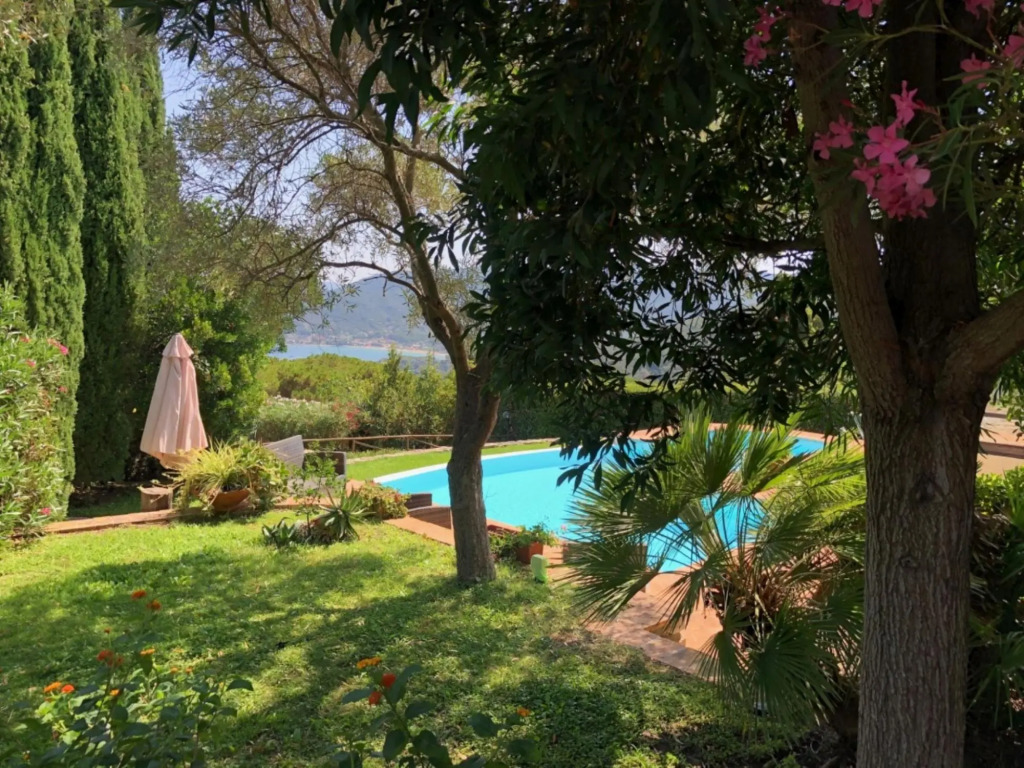 Incredible Villa Palmaiola overlooking the Gulf, Pool and large open spaces-VILLA PALMAIOLA