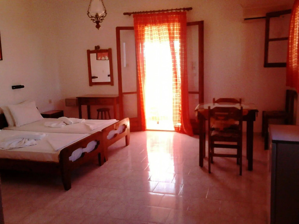 Smaragda Hotel