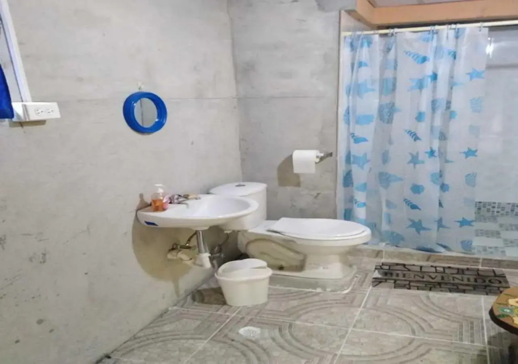 Hostal Familiar El Ángel Panamá B&B