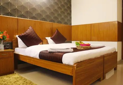 Hotel Delhi Marine Club C6