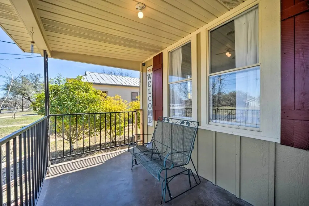 Charming Home Near Downtown Fredericksburg