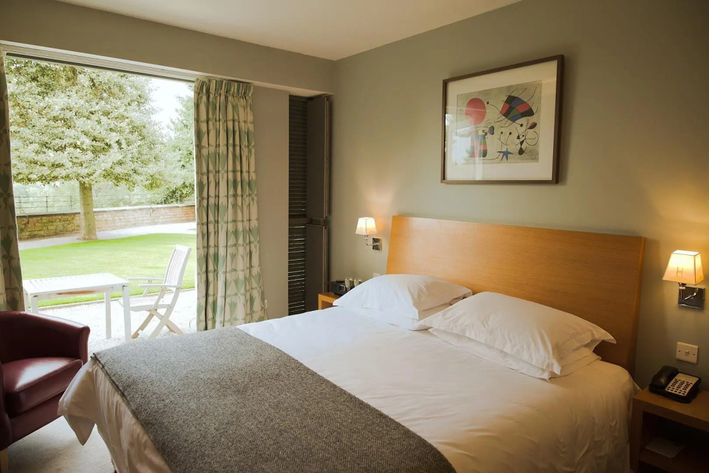 Harts Hotel