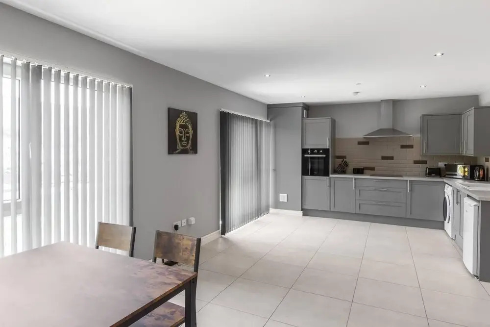 Impeccable 1-bed Apartment in Ebbw Vale, Wales