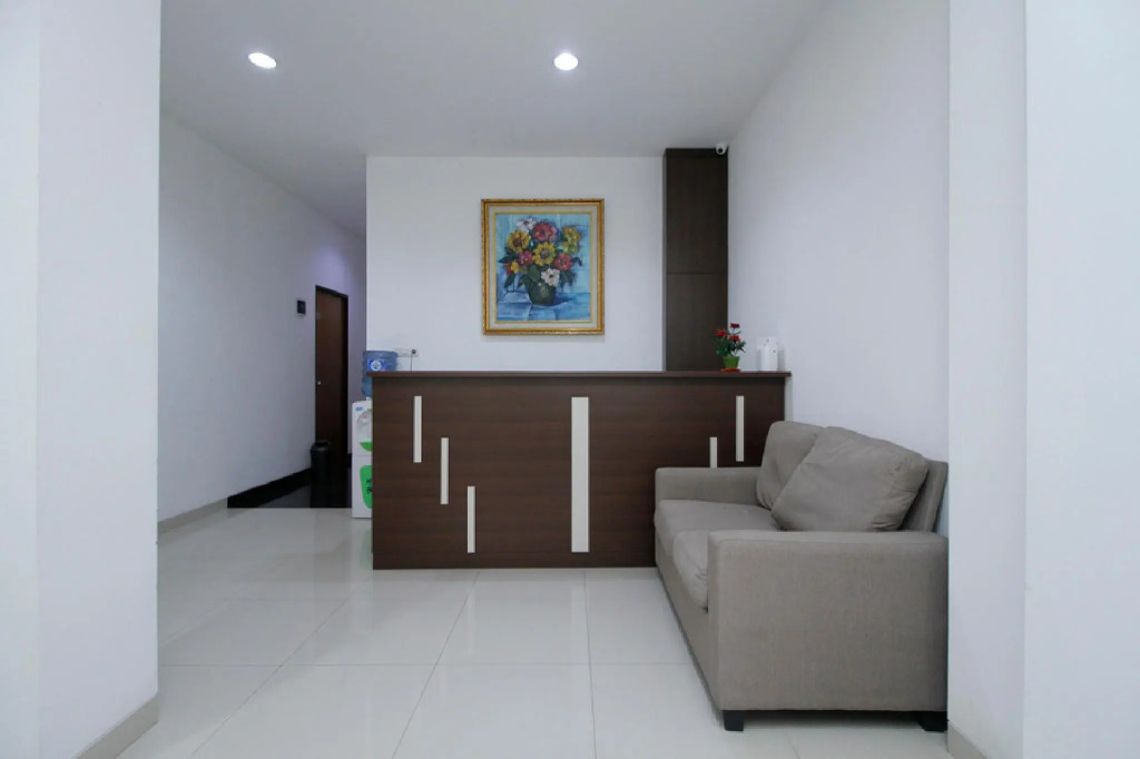RedDoorz Plus near Plaza Indonesia