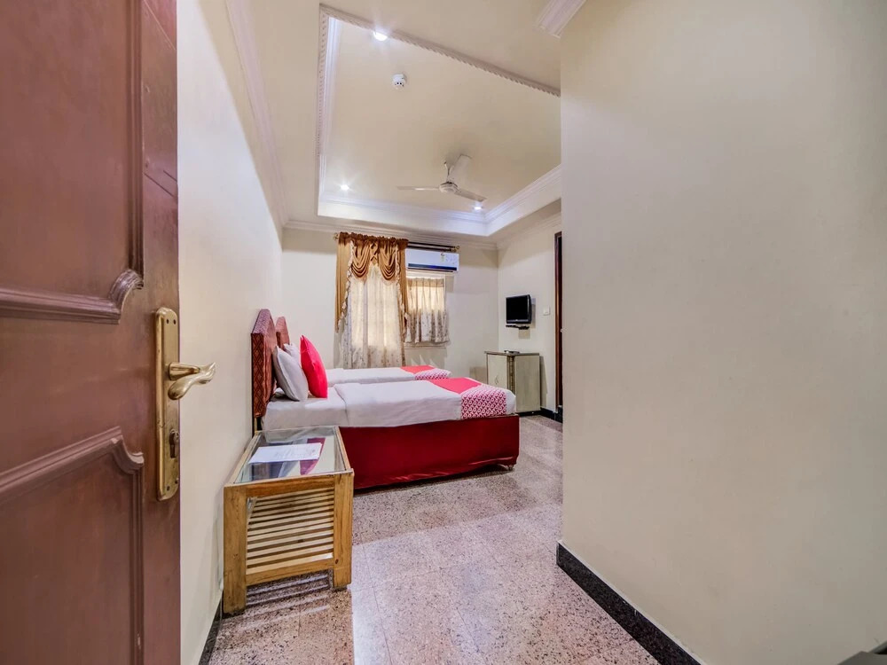 OYO 29230 Ik London Residency